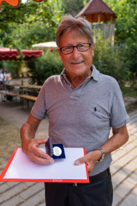 Richard Meier mit der Willy Brandt Medaille